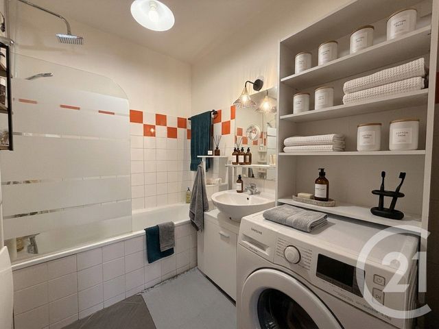 Appartement T2 à louer - 2 pièces - 72.51 m2 - LA VEZE - 25 - FRANCHE-COMTE - Century 21 Chaprais Immobilier