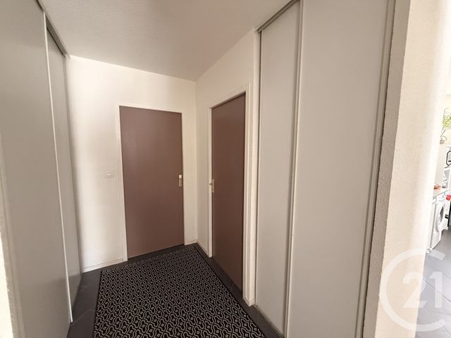 Appartement T2 à louer - 2 pièces - 72.51 m2 - LA VEZE - 25 - FRANCHE-COMTE - Century 21 Chaprais Immobilier