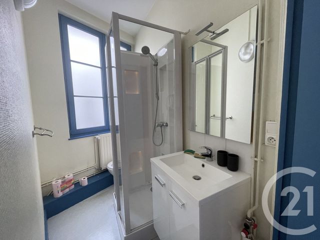 Appartement F2 à vendre - 2 pièces - 40.09 m2 - BESANCON - 25 - FRANCHE-COMTE - Century 21 Chaprais Immobilier