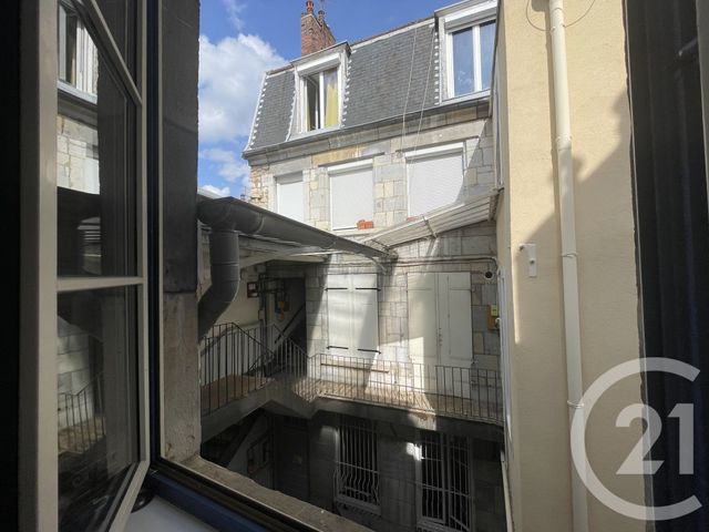Appartement F2 à vendre - 2 pièces - 40.09 m2 - BESANCON - 25 - FRANCHE-COMTE - Century 21 Chaprais Immobilier