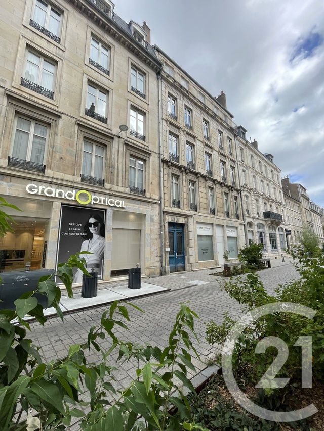 Appartement F3 à louer - 3 pièces - 78.31 m2 - BESANCON - 25 - FRANCHE-COMTE - Century 21 Chaprais Immobilier