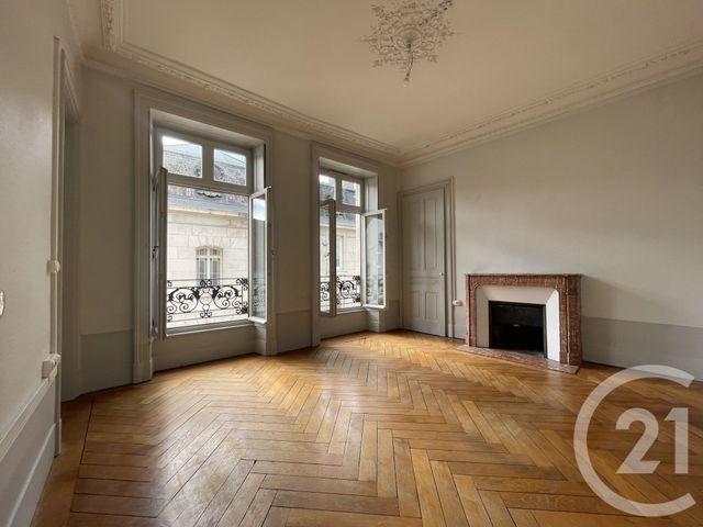 Appartement F3 à louer - 3 pièces - 78.31 m2 - BESANCON - 25 - FRANCHE-COMTE - Century 21 Chaprais Immobilier