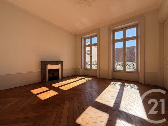 Appartement F3 à louer - 3 pièces - 78.31 m2 - BESANCON - 25 - FRANCHE-COMTE - Century 21 Chaprais Immobilier