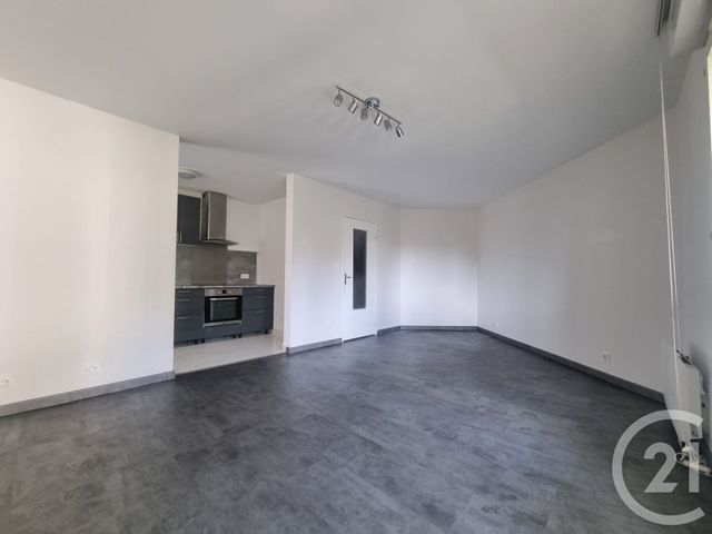 Appartement F2 à louer - 2 pièces - 44.98 m2 - BESANCON - 25 - FRANCHE-COMTE - Century 21 Chaprais Immobilier