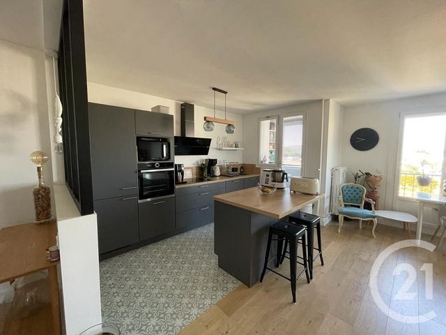 Appartement F3 à louer - 3 pièces - 69.46 m2 - BESANCON - 25 - FRANCHE-COMTE - Century 21 Chaprais Immobilier