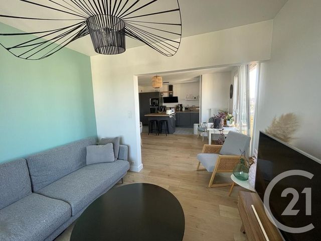 Appartement F3 à louer - 3 pièces - 69.46 m2 - BESANCON - 25 - FRANCHE-COMTE - Century 21 Chaprais Immobilier
