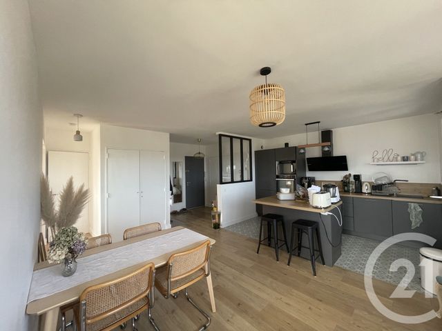 Appartement F3 à louer - 3 pièces - 69.46 m2 - BESANCON - 25 - FRANCHE-COMTE - Century 21 Chaprais Immobilier