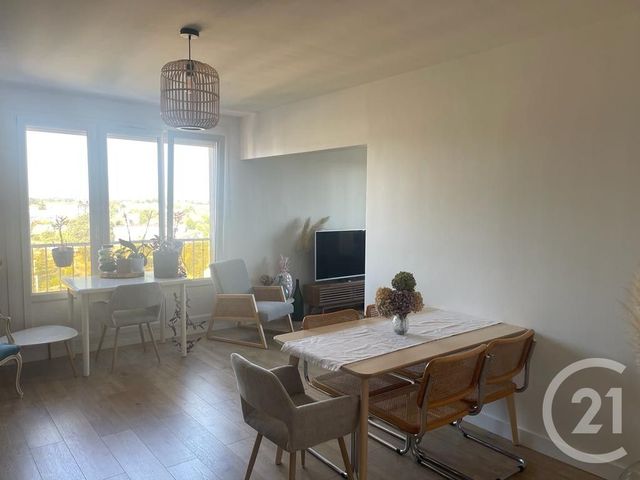 Appartement F3 à louer - 3 pièces - 69.46 m2 - BESANCON - 25 - FRANCHE-COMTE - Century 21 Chaprais Immobilier