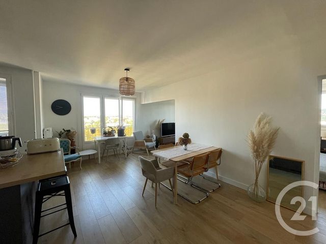 Appartement F3 à louer - 3 pièces - 69.46 m2 - BESANCON - 25 - FRANCHE-COMTE - Century 21 Chaprais Immobilier
