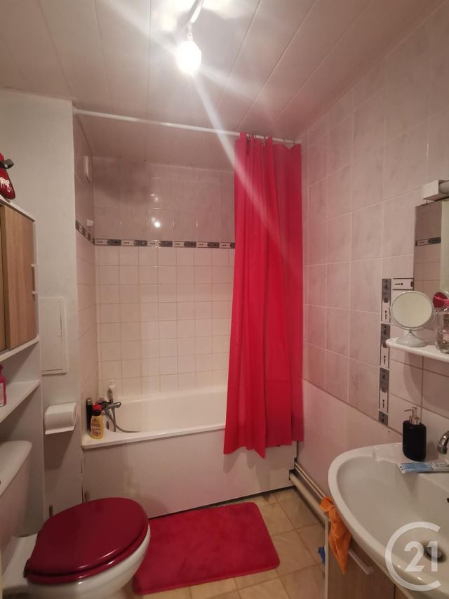 Appartement F1 à louer - 1 pièce - 40.27 m2 - BESANCON - 25 - FRANCHE-COMTE - Century 21 Chaprais Immobilier