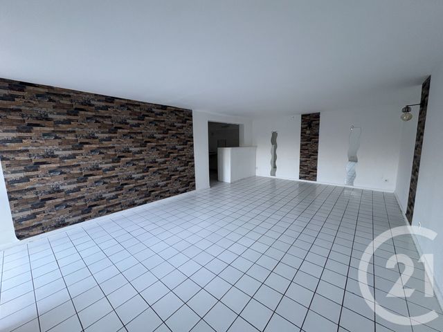 Appartement F2 à louer - 2 pièces - 55.24 m2 - BESANCON - 25 - FRANCHE-COMTE - Century 21 Chaprais Immobilier