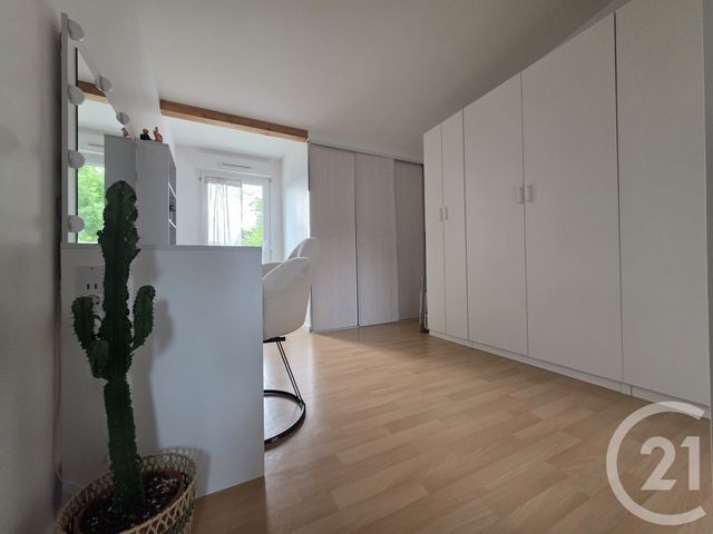 Appartement F3 duplex à louer - 3 pièces - 73.25 m2 - BESANCON - 25 - FRANCHE-COMTE - Century 21 Chaprais Immobilier
