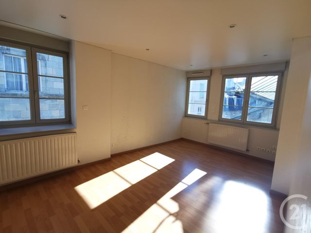 Appartement T2 à louer - 2 pièces - 50.3 m2 - BESANCON - 25 - FRANCHE-COMTE - Century 21 Chaprais Immobilier