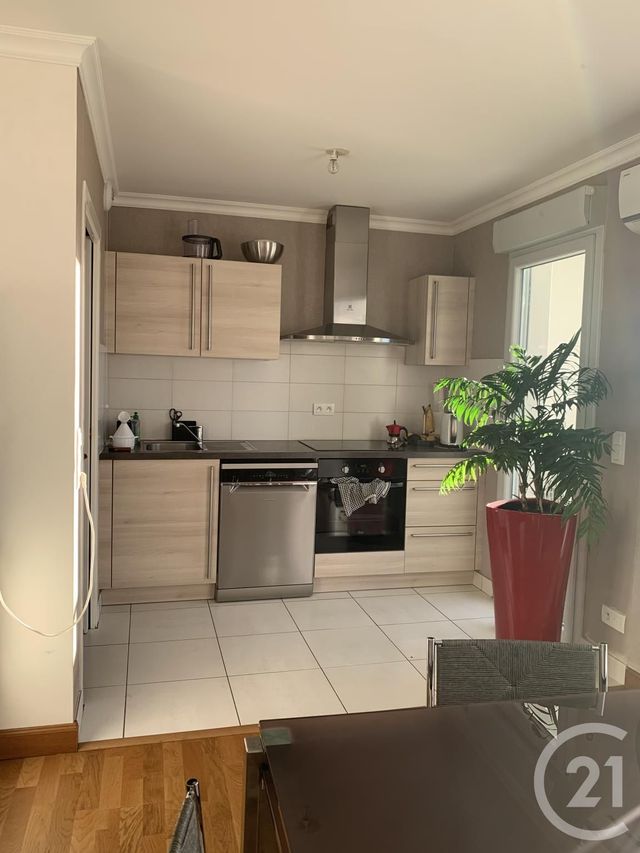 Appartement F3 à louer - 3 pièces - 63.98 m2 - BESANCON - 25 - FRANCHE-COMTE - Century 21 Chaprais Immobilier