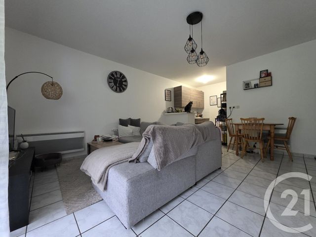 Appartement F2 à louer - 2 pièces - 43.81 m2 - BESANCON - 25 - FRANCHE-COMTE - Century 21 Chaprais Immobilier