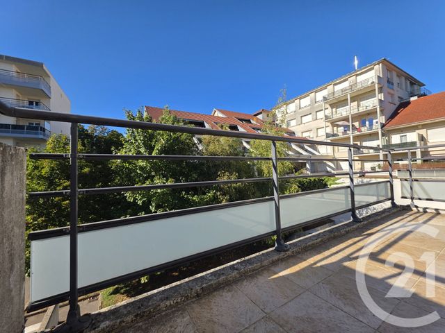 Appartement F3 à louer - 3 pièces - 65.52 m2 - BESANCON - 25 - FRANCHE-COMTE - Century 21 Chaprais Immobilier