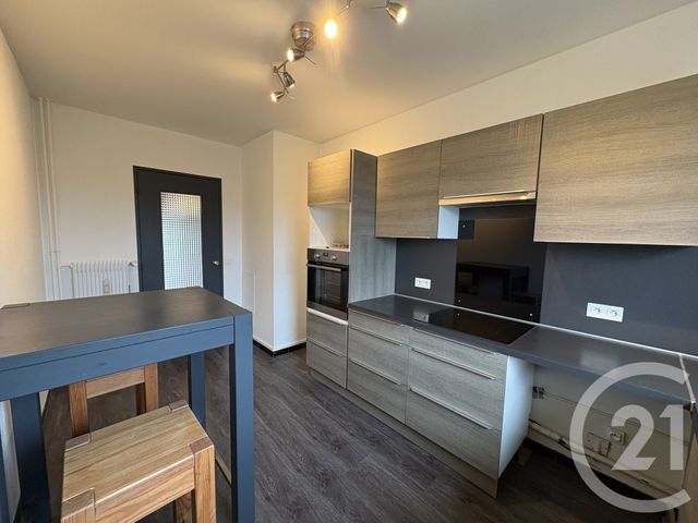 Appartement F3 à louer - 3 pièces - 77.04 m2 - BESANCON - 25 - FRANCHE-COMTE - Century 21 Chaprais Immobilier