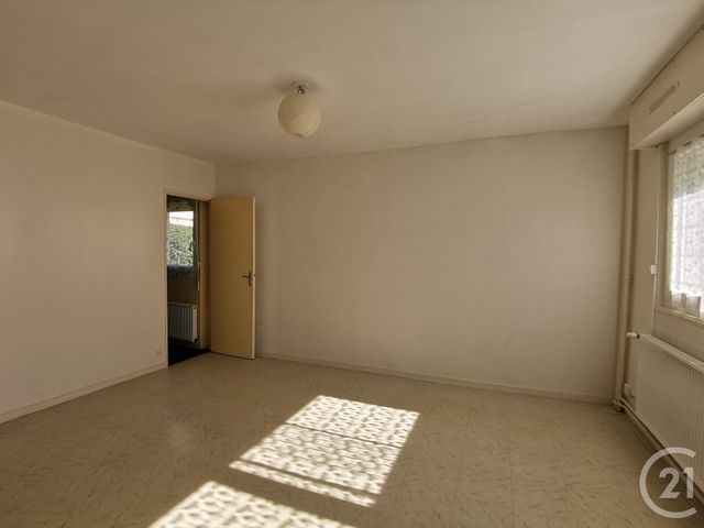Appartement F1 à louer - 1 pièce - 34.91 m2 - BESANCON - 25 - FRANCHE-COMTE - Century 21 Chaprais Immobilier