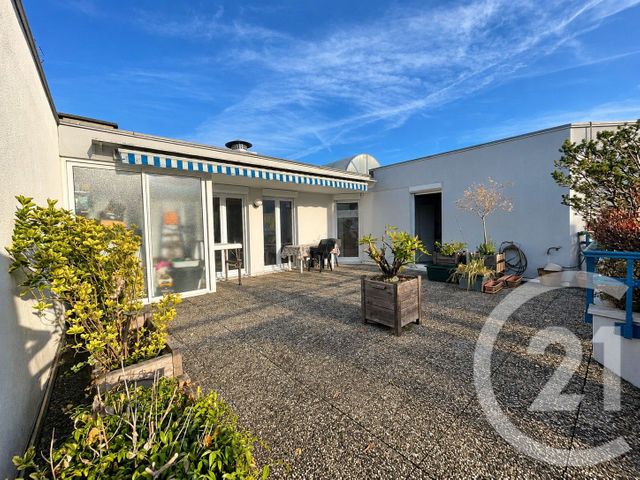 Appartement T5 à vendre - 5 pièces - 121.89 m2 - BESANCON - 25 - FRANCHE-COMTE - Century 21 Chaprais Immobilier