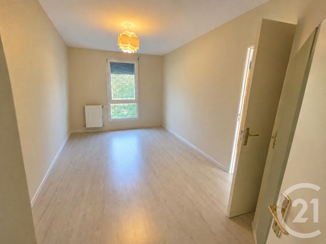 Appartement T5 à vendre - 5 pièces - 121.89 m2 - BESANCON - 25 - FRANCHE-COMTE - Century 21 Chaprais Immobilier