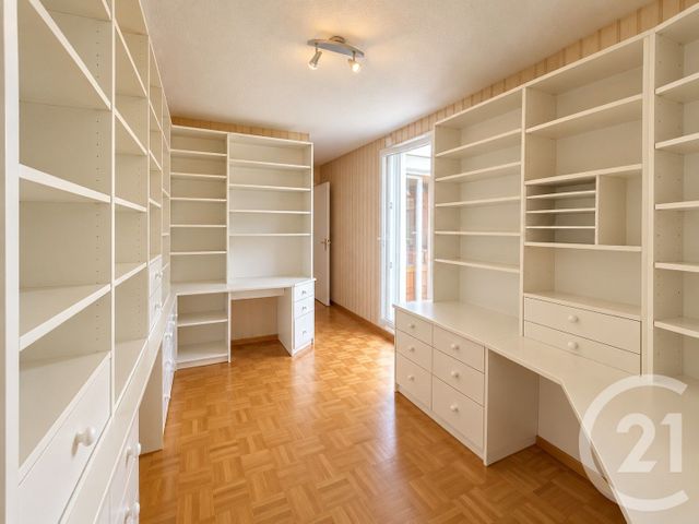 Appartement T5 à vendre - 5 pièces - 121.89 m2 - BESANCON - 25 - FRANCHE-COMTE - Century 21 Chaprais Immobilier
