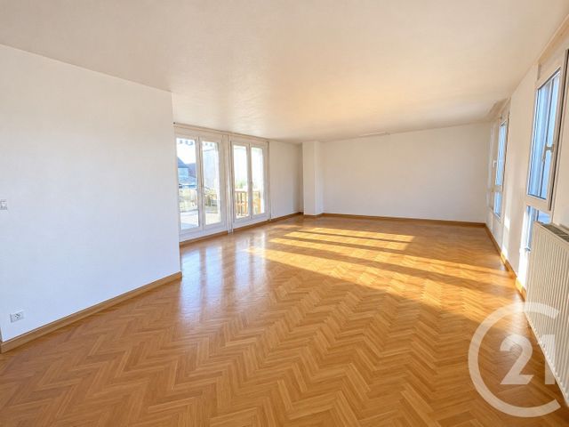 Appartement T5 à vendre - 5 pièces - 121.89 m2 - BESANCON - 25 - FRANCHE-COMTE - Century 21 Chaprais Immobilier