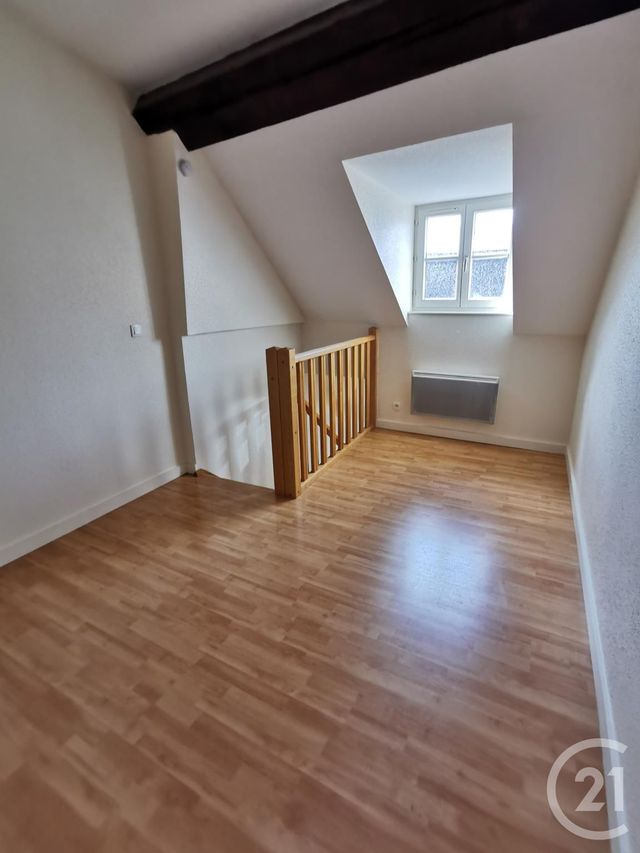 Appartement F1 bis duplex à louer - 2 pièces - 37.6 m2 - BESANCON - 25 - FRANCHE-COMTE - Century 21 Chaprais Immobilier