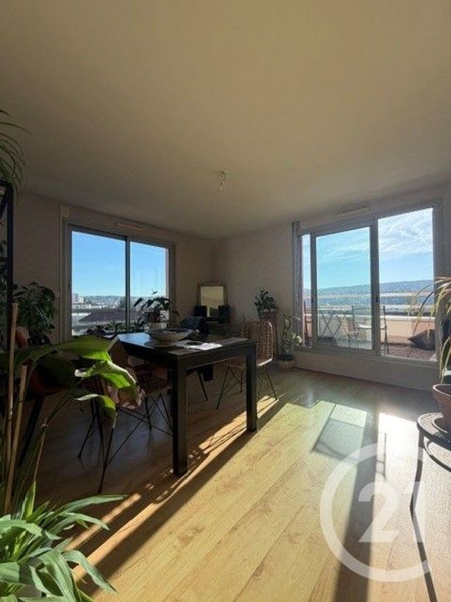 Appartement F3 à louer - 3 pièces - 74.13 m2 - BESANCON - 25 - FRANCHE-COMTE - Century 21 Chaprais Immobilier