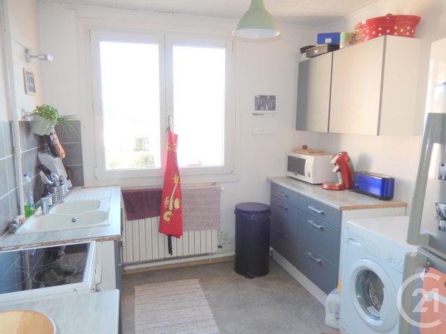 Appartement F4 à louer - 4 pièces - 66.39 m2 - BESANCON - 25 - FRANCHE-COMTE - Century 21 Chaprais Immobilier