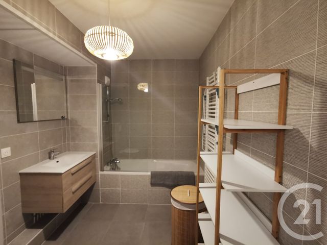 Appartement F2 à louer - 2 pièces - 41.55 m2 - BESANCON - 25 - FRANCHE-COMTE - Century 21 Chaprais Immobilier