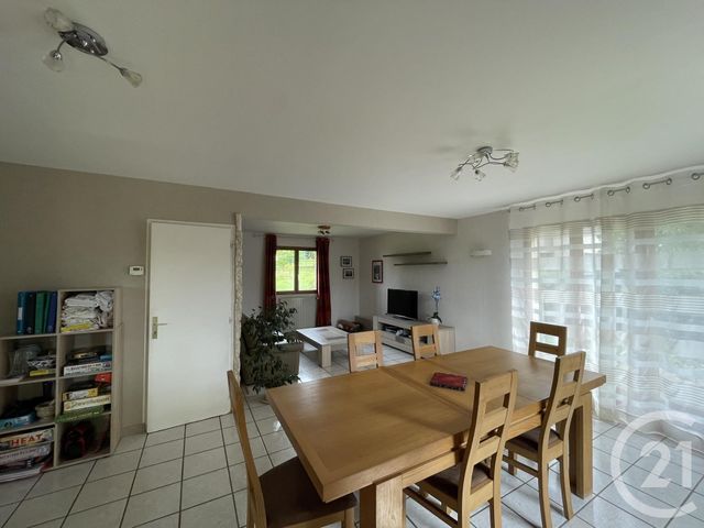 maison à louer - 4 pièces - 108.5 m2 - LES AUXONS - 25 - FRANCHE-COMTE - Century 21 Chaprais Immobilier